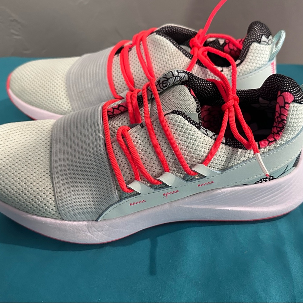 Under Armour Charged Breathe Sneakers - Picture 2 of 6